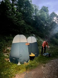 Toilettes de campagne Pathfinder Challenge 2